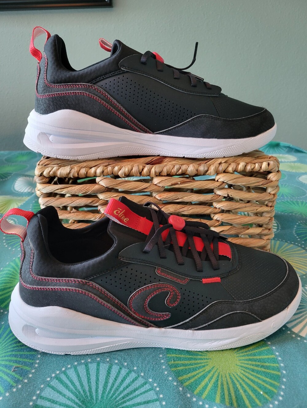Clove Strada Sneakers Shoes Black Cherry Men's 11 Womens 12.5